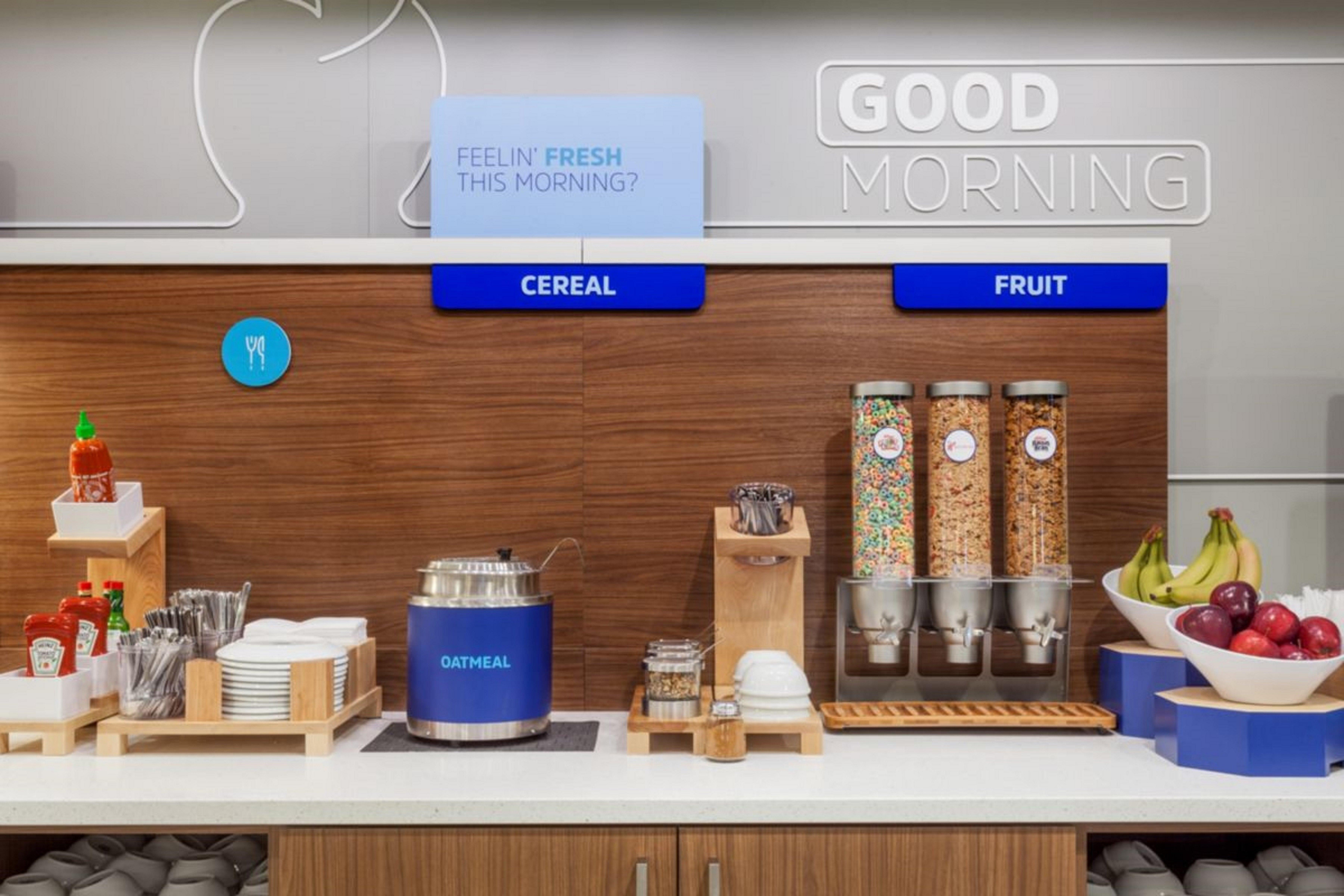Holiday Inn Express & Suites Toledo West By Ihg Exteriör bild