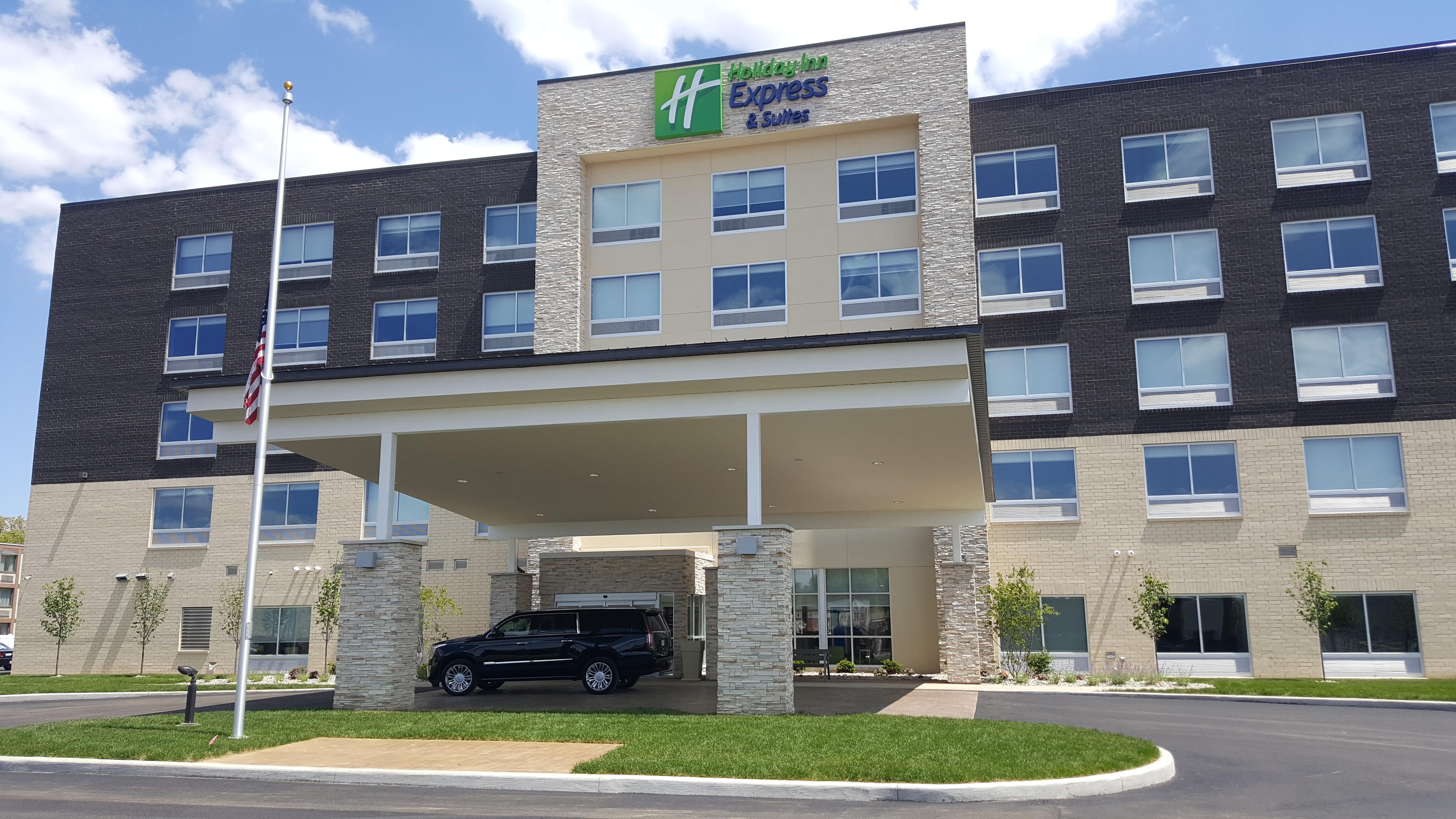 Holiday Inn Express & Suites Toledo West By Ihg Exteriör bild