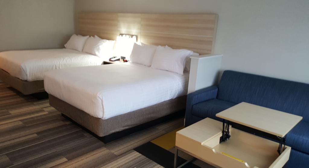Holiday Inn Express & Suites Toledo West By Ihg Exteriör bild