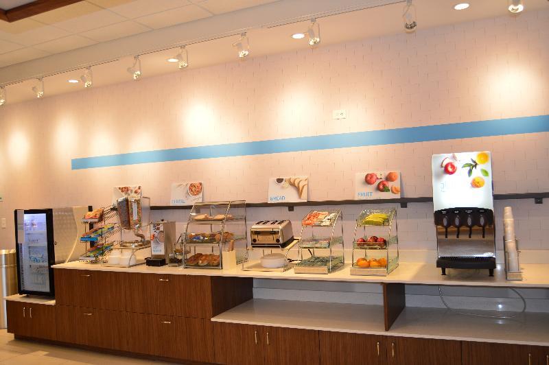 Holiday Inn Express & Suites Toledo West By Ihg Exteriör bild